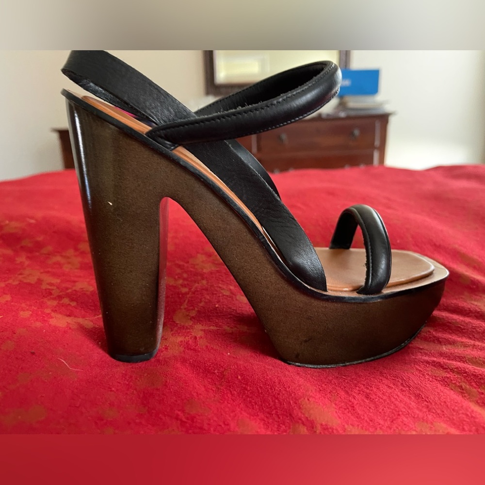 Charles Jourdan Platform Sandals, Size 8.5, Very Good Condition